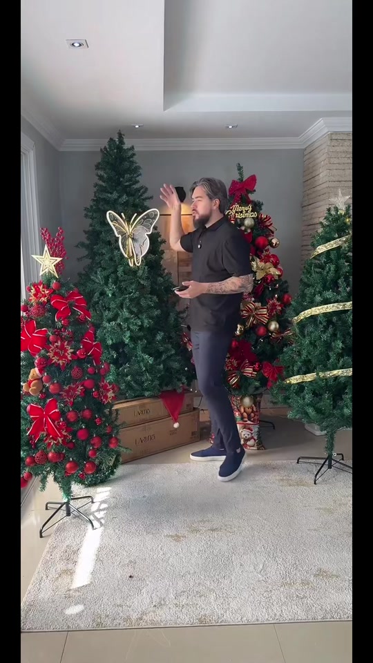 Árvore de Natal apresentada por CasaCheia